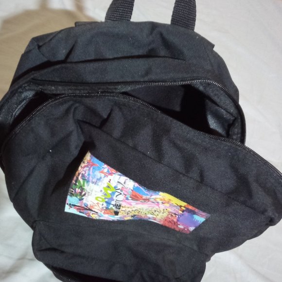 Backpack - Picture 1 of 9